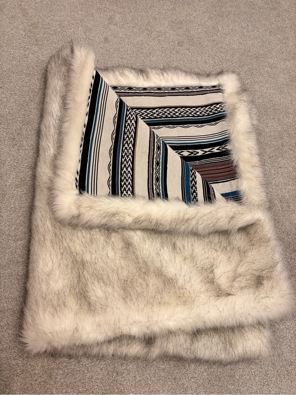 SpiritHoods Throw Blanket